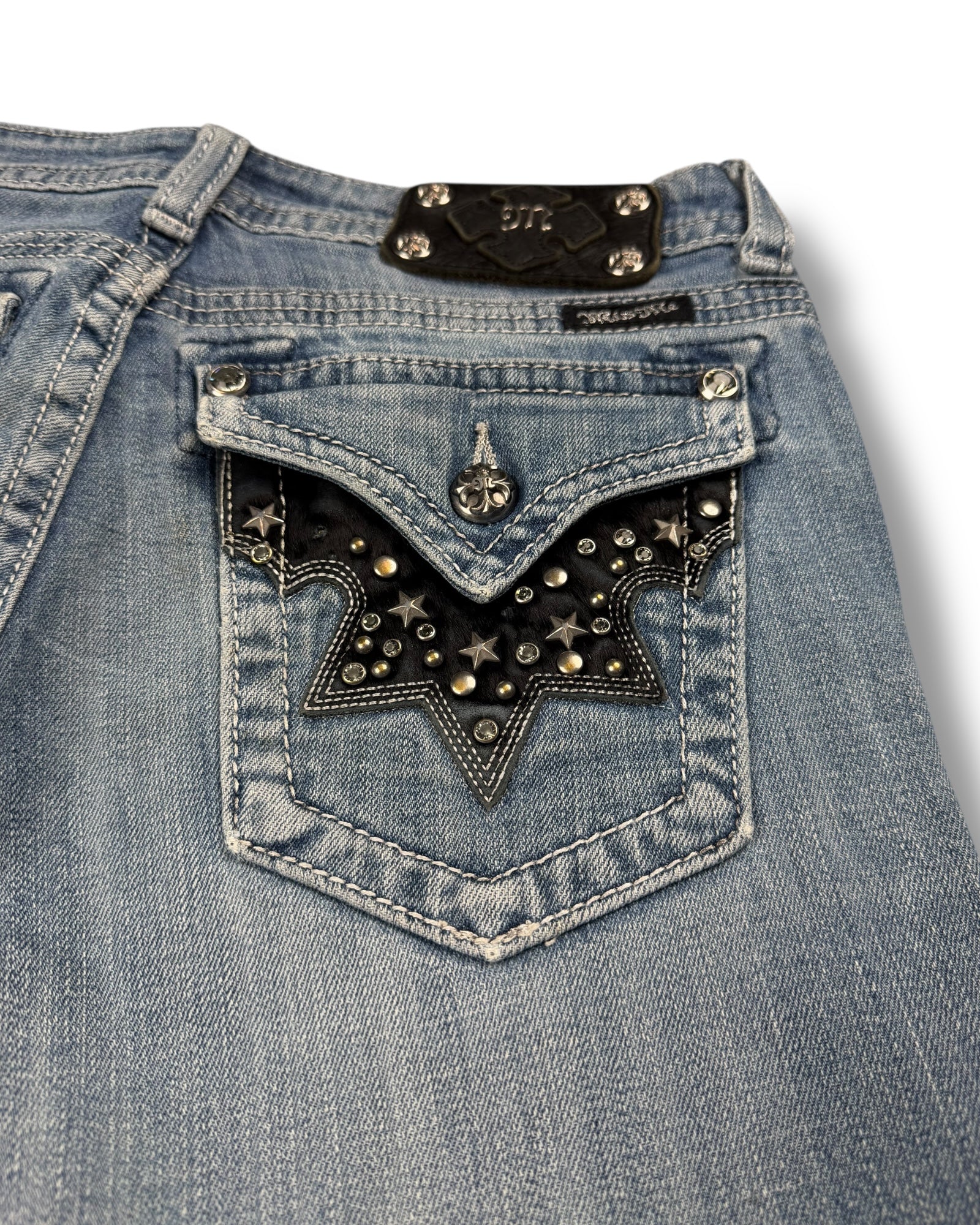 Miss Me Flared Jeans (XS)