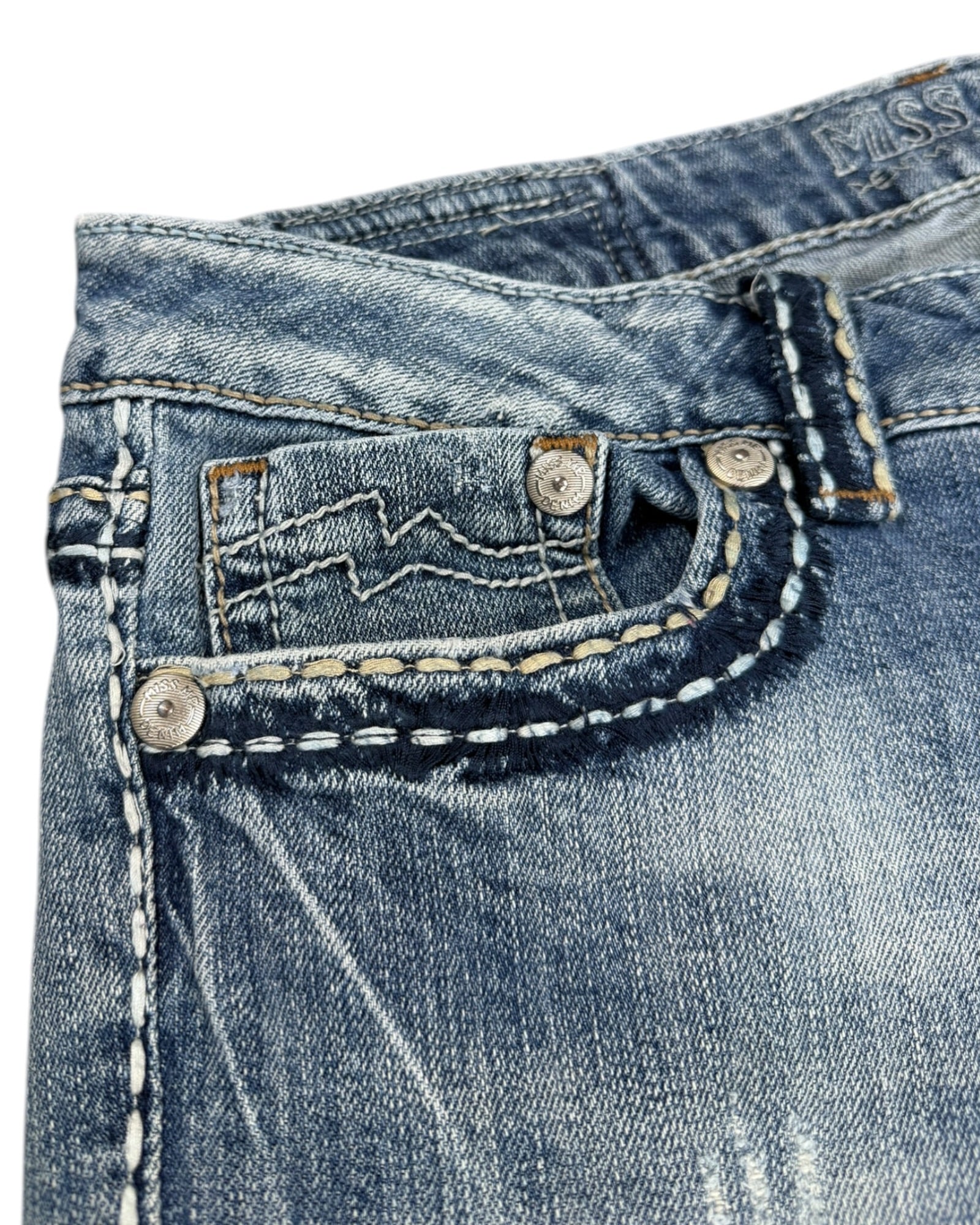 Miss Me Flared Jeans (M)