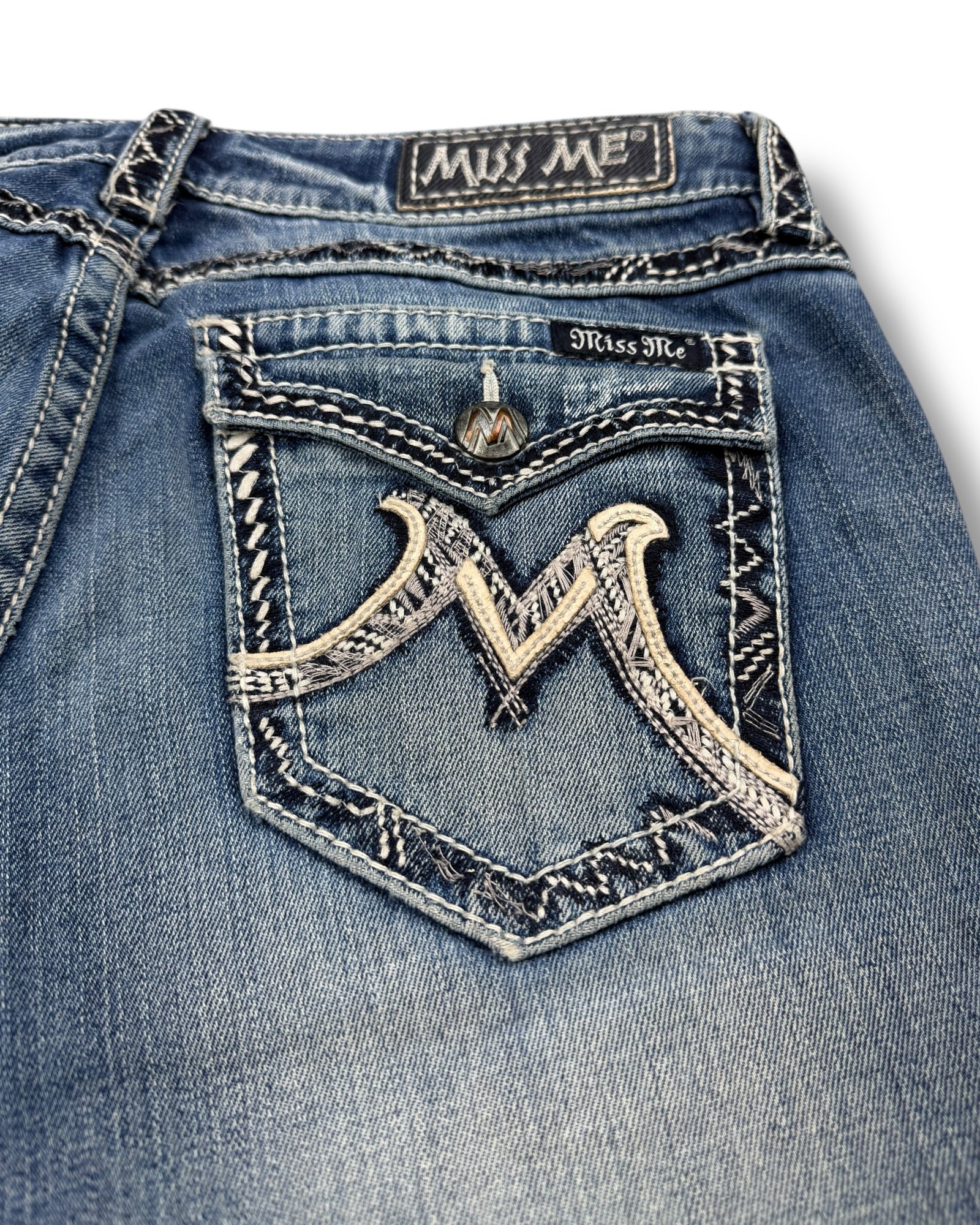 Miss Me Flared Jeans (L)