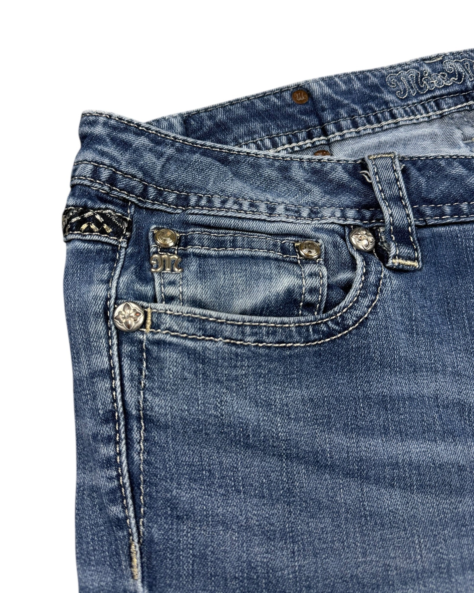 Miss Me Flared Jeans (L)