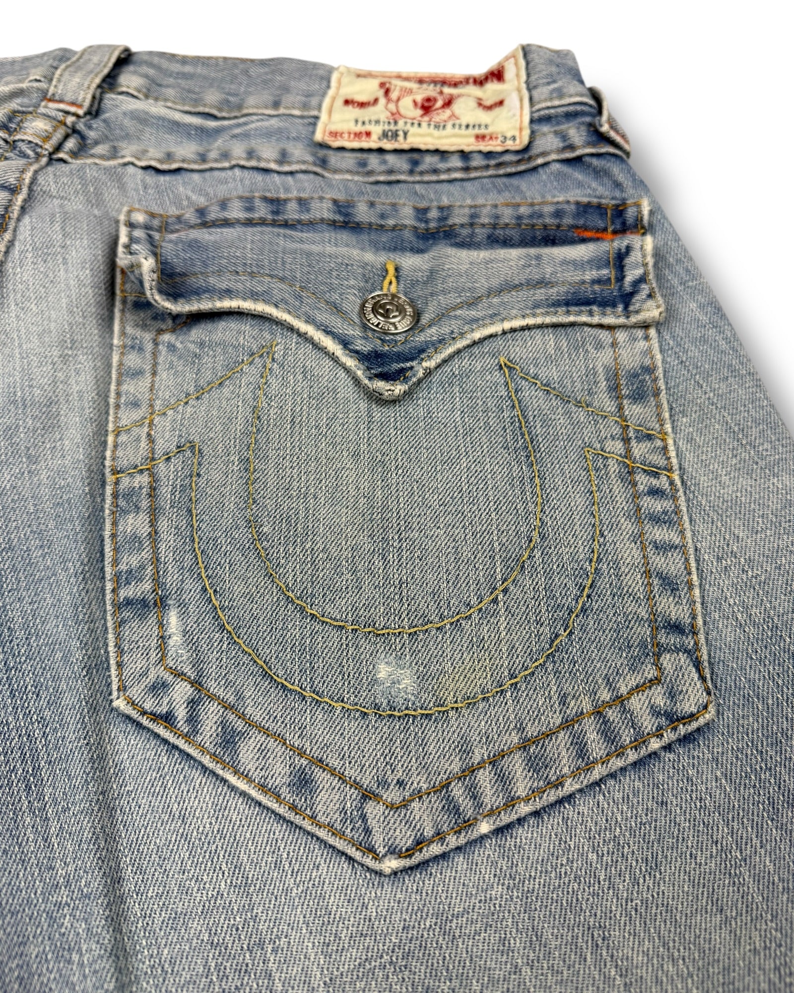 True Religion Flared Jeans (M)