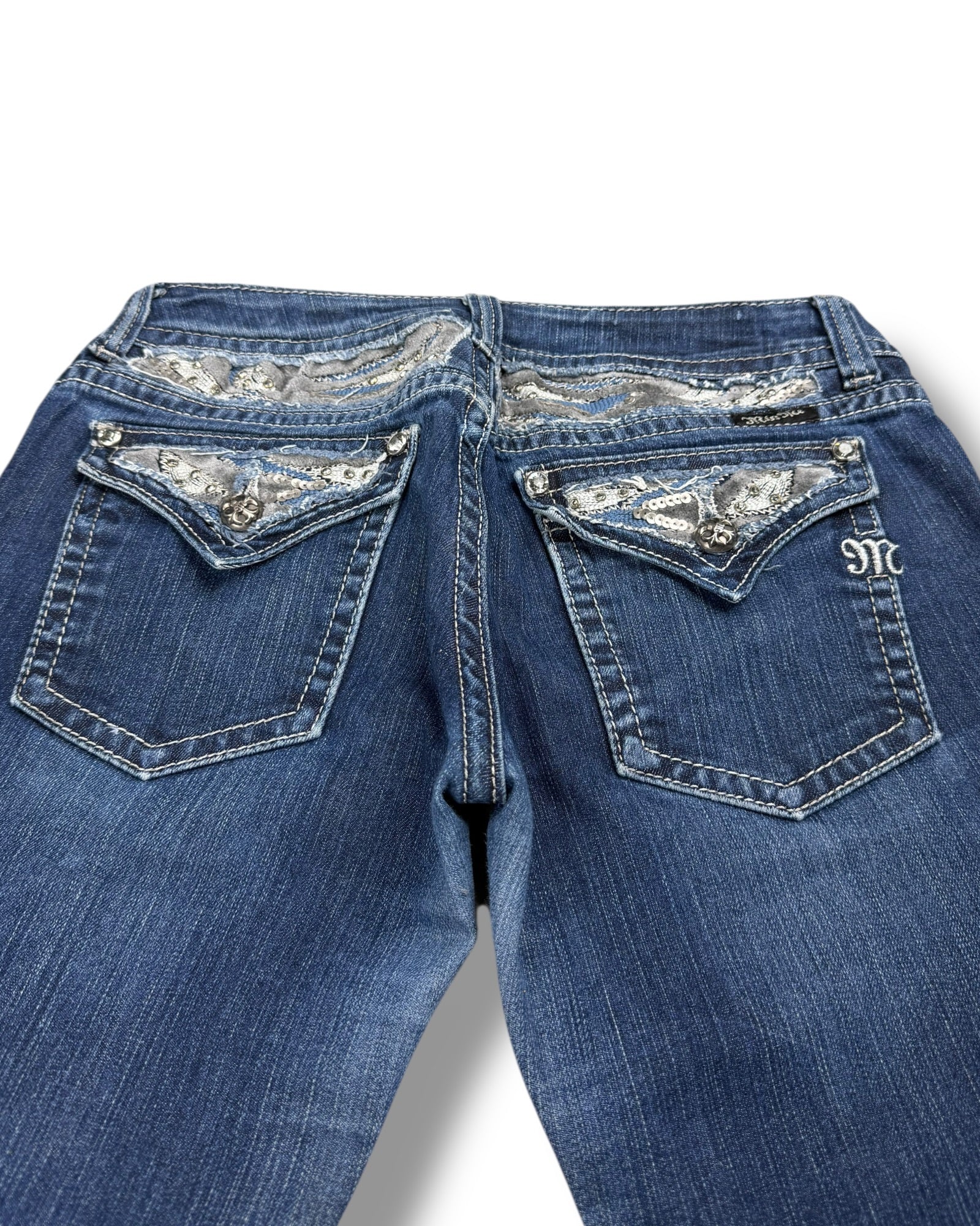 Miss Me Flared Jeans (M)