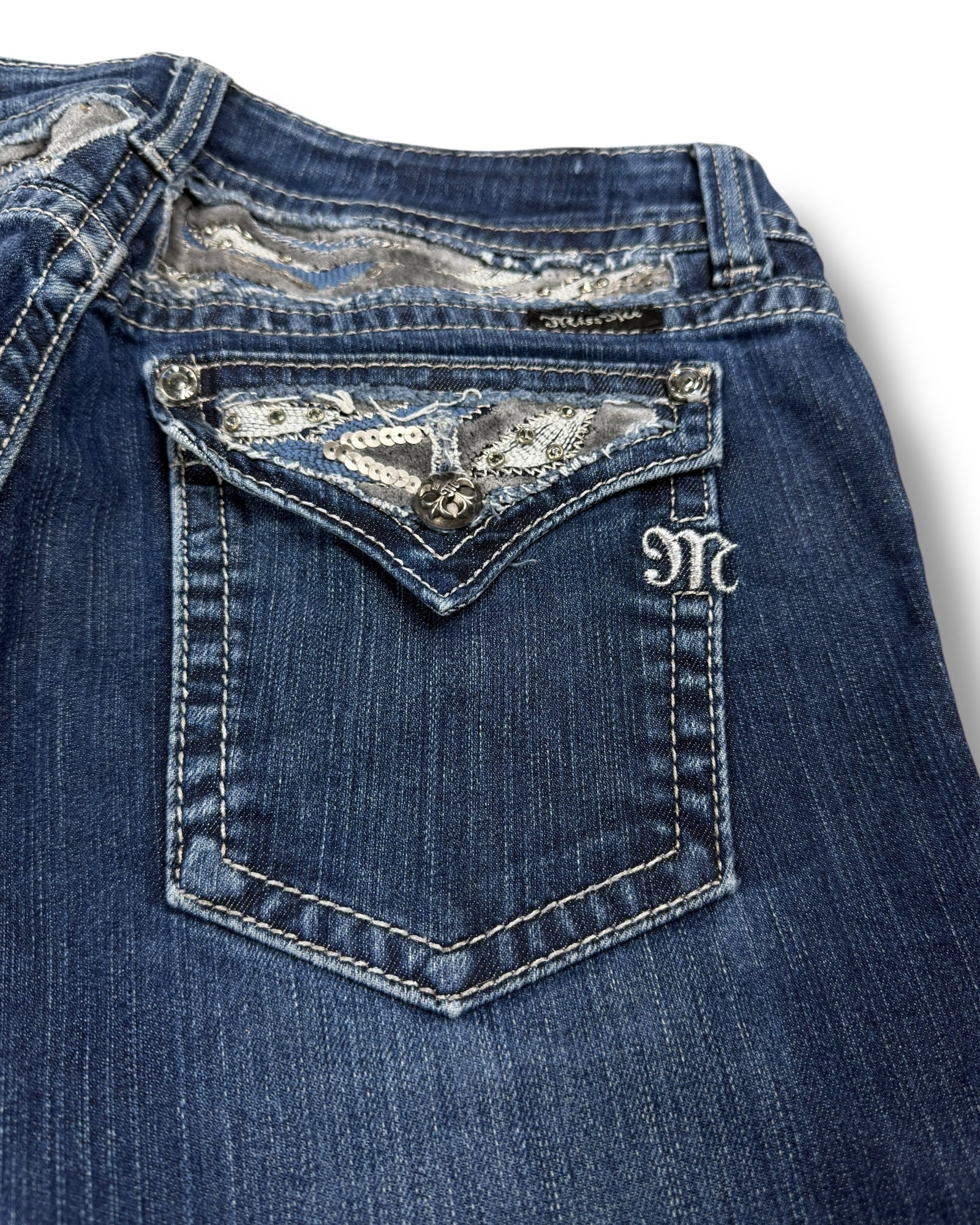 Miss Me Flared Jeans (M)