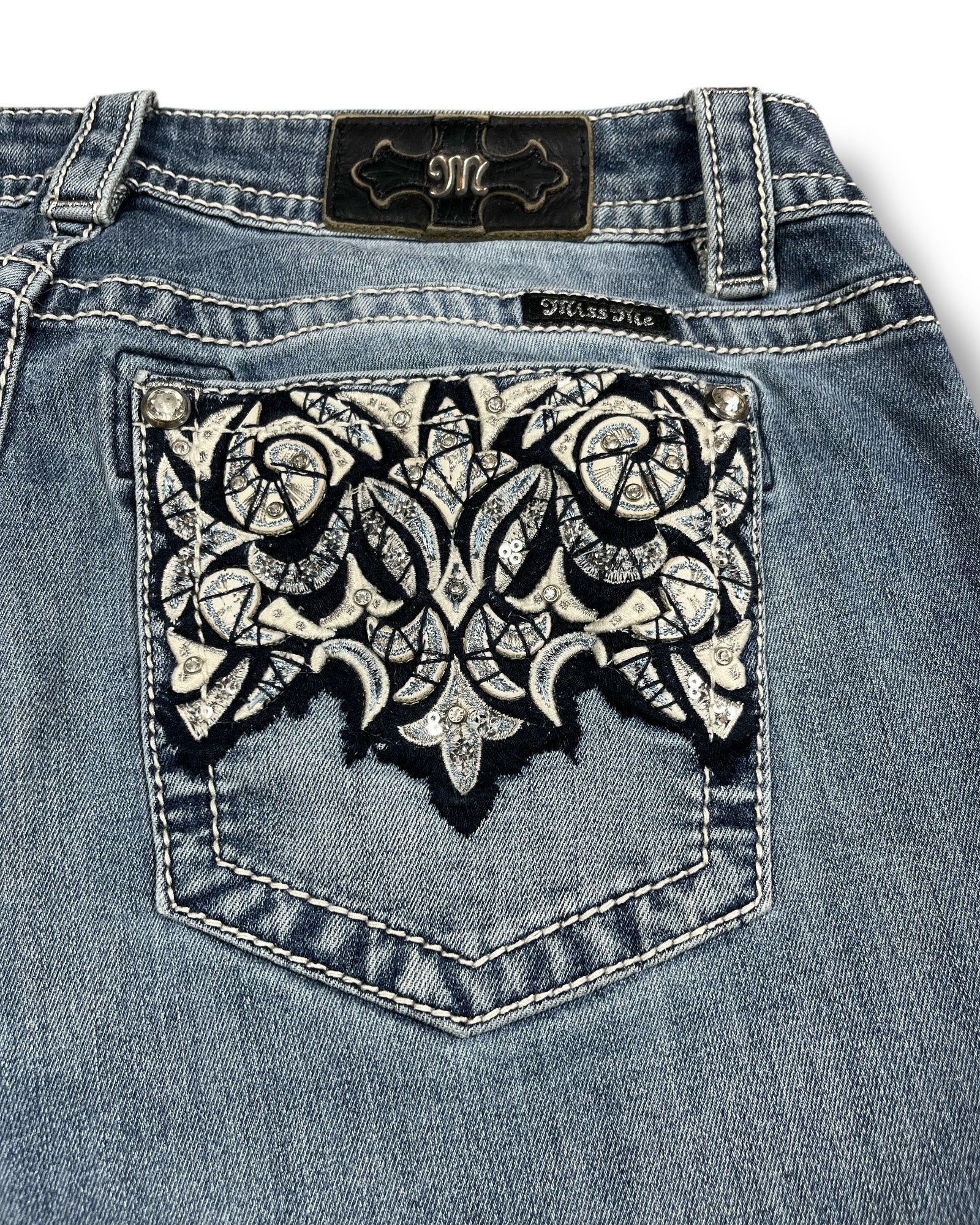 Miss Me Jeans (M)