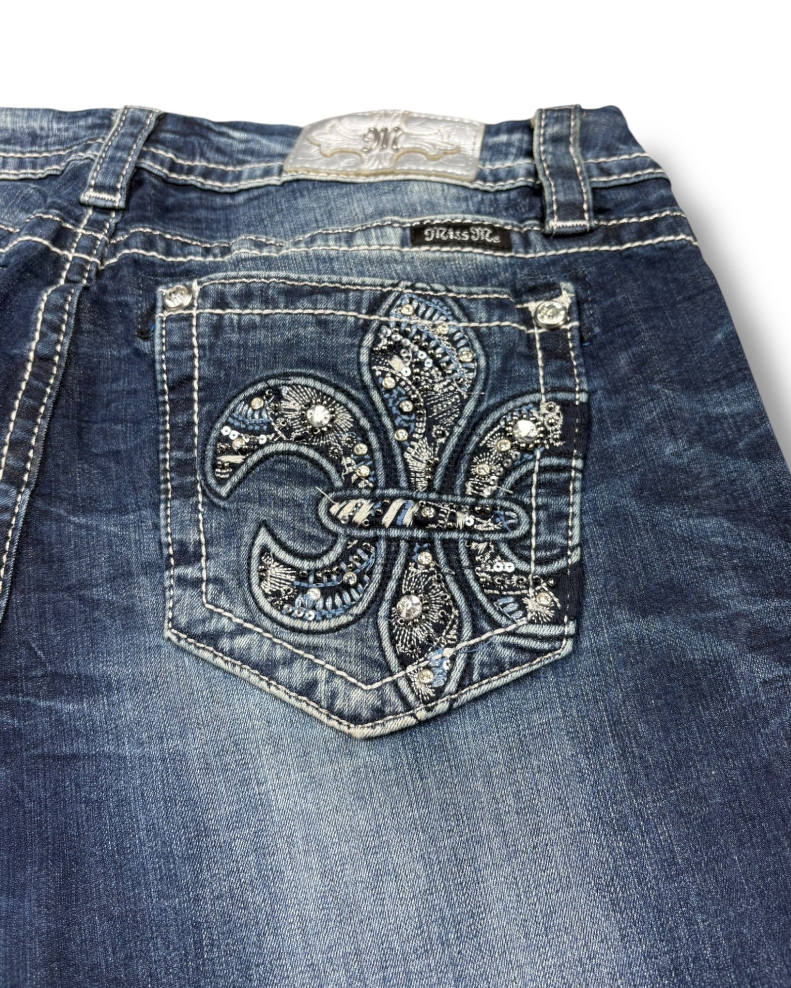 Miss Me Flared Jeans (L)