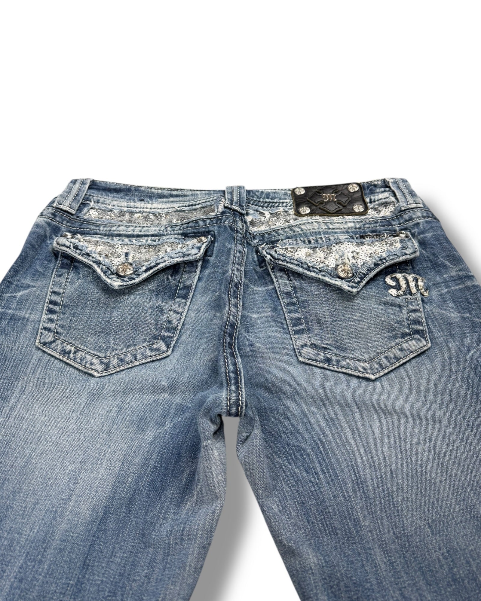 Miss Me Flared Jeans (M)