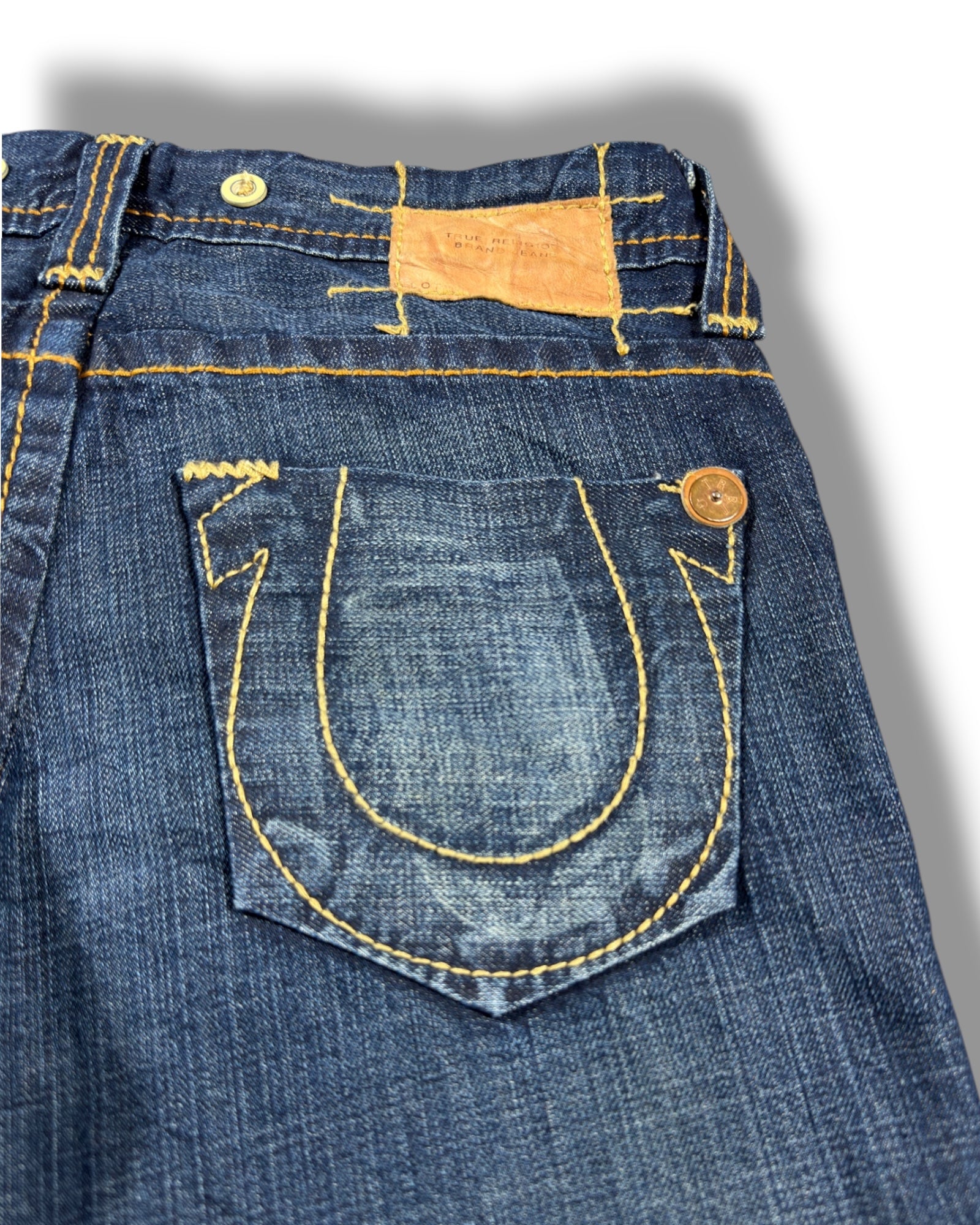 True Religion Flared Jeans (M)